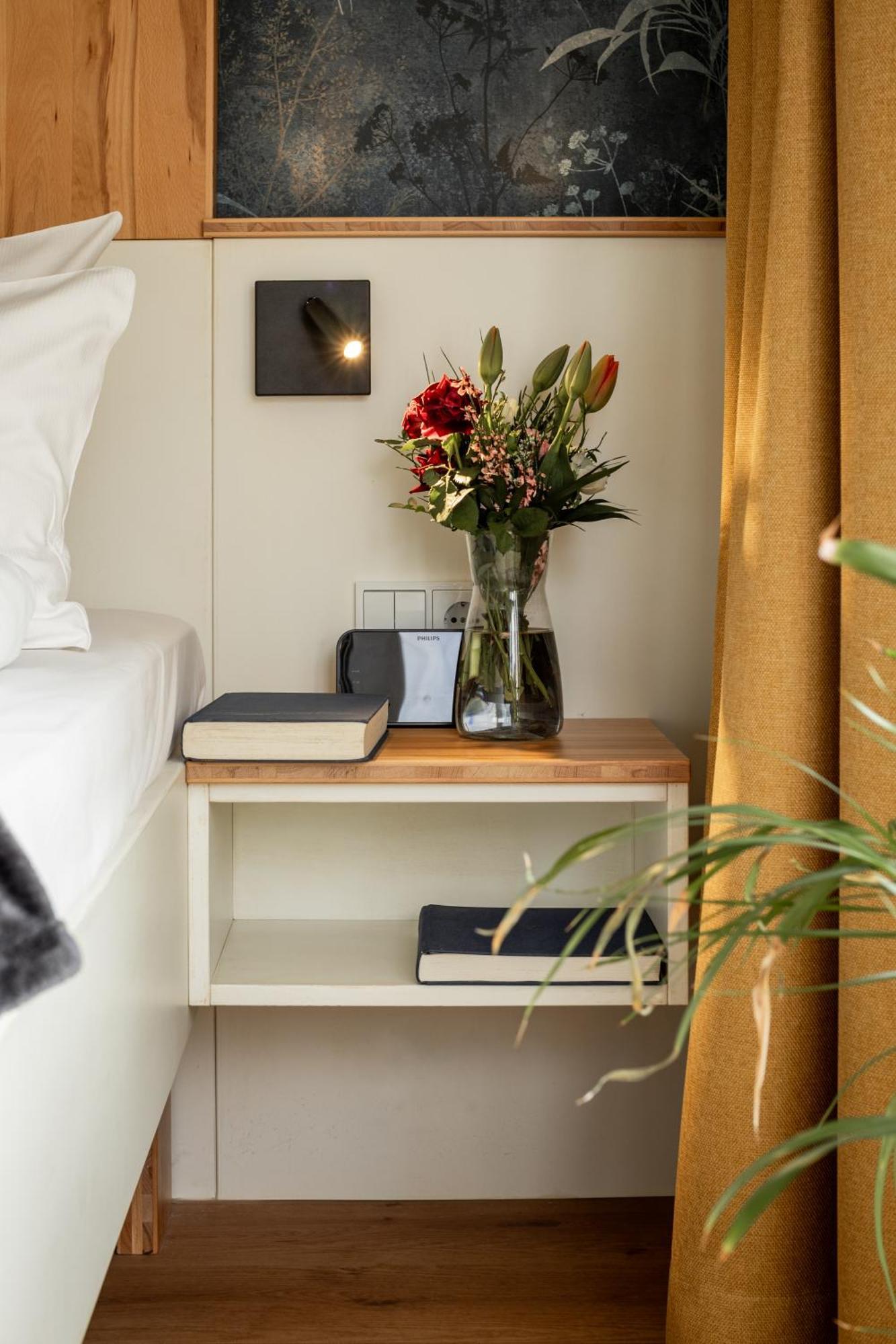 Hotel Ostseeland Росток Екстериор снимка