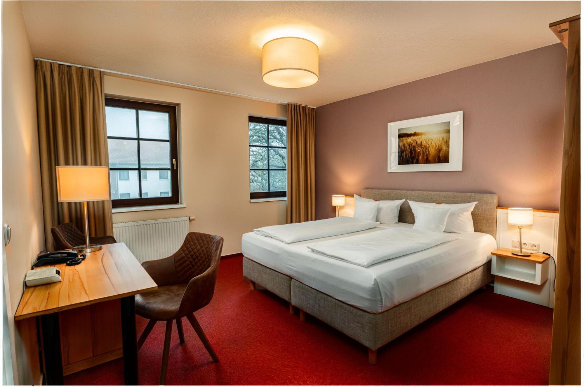 Hotel Ostseeland Росток Екстериор снимка