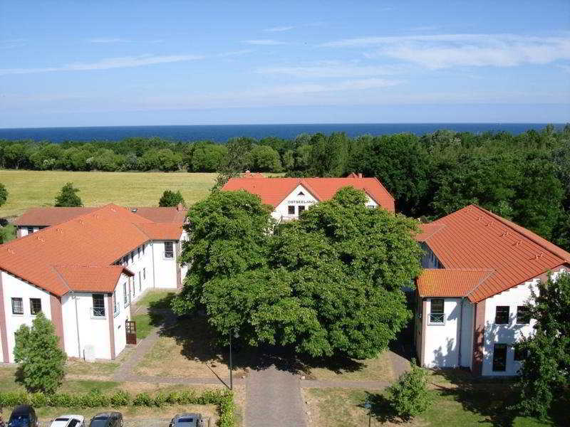 Hotel Ostseeland Росток Екстериор снимка